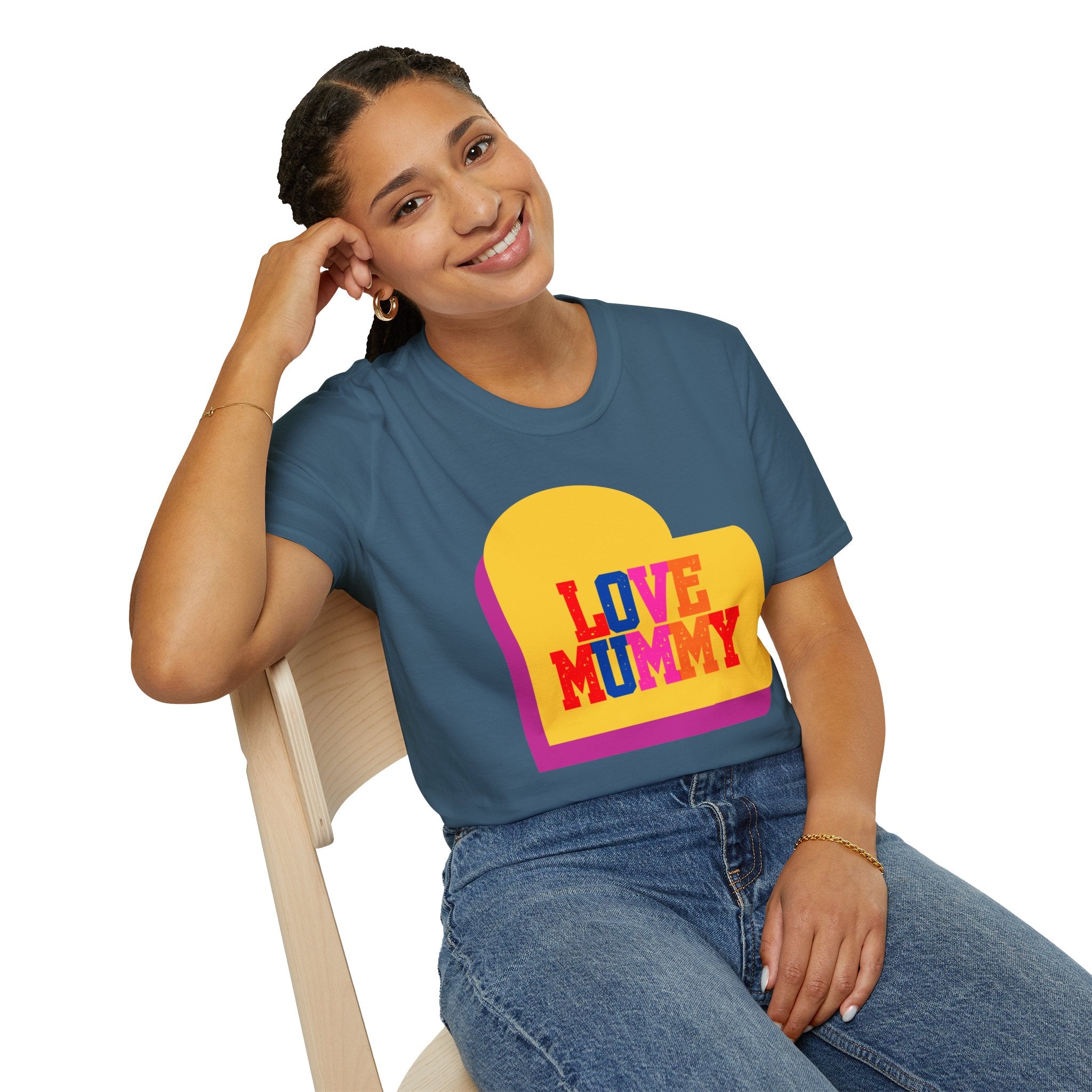 90s Love Mummy Retro Mothers T-Shirt — Nostalgic Mum Tee